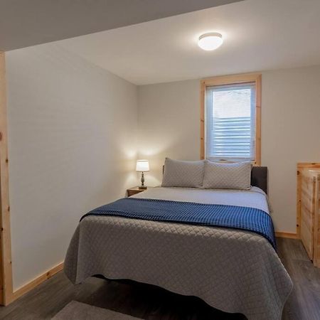 Family Home W/ 2 King, 2 Queen Beds + Game Room Bemidji Ngoại thất bức ảnh