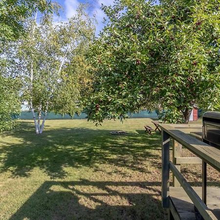 Family Home W/ 2 King, 2 Queen Beds + Game Room Bemidji Ngoại thất bức ảnh