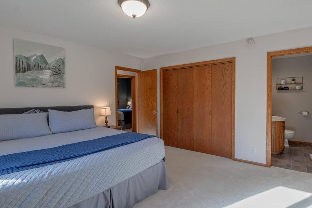 Family Home W/ 2 King, 2 Queen Beds + Game Room Bemidji Ngoại thất bức ảnh